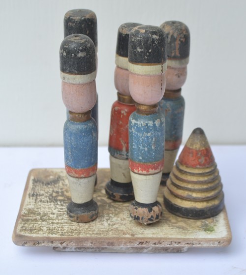 hugh-lee-untitled-soldiers